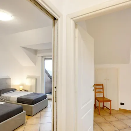 Apartmán 2 Bedroom Cozy In *